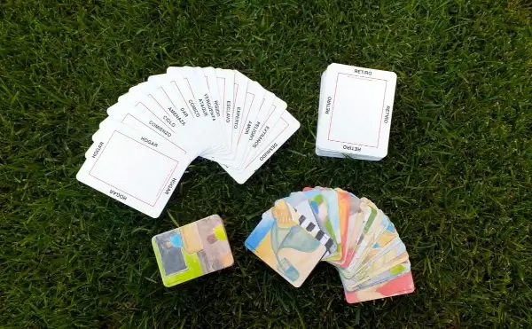 Cartas OH 2 - Primer gran centro de terapias alternativas y Medicina Holística en Barcelona. Atendemos directamente a pacientes y ofrecemos cursos de Medicina Integrativa. Visite nuestro Centro/Escuela o llame al 934 635 572 para mas información.